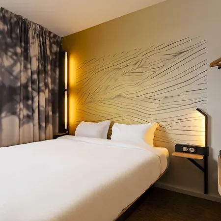 Hotell Valenciennes 3 Etoiles 3*